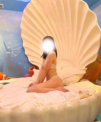 �y�������Ԃ��āA����...