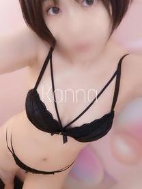 茩?