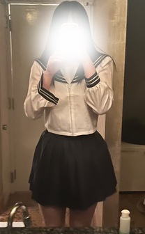 ����y 18 ���z