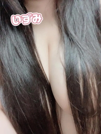 �~�����H