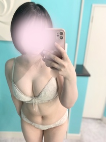  ฅ^• ...