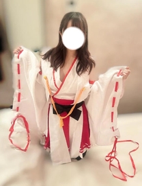 ��e���X...