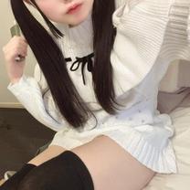 ΂...