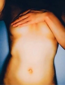 �M���M��