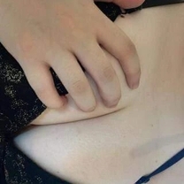 2l̔閧Ȃ