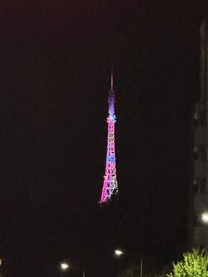 ΂