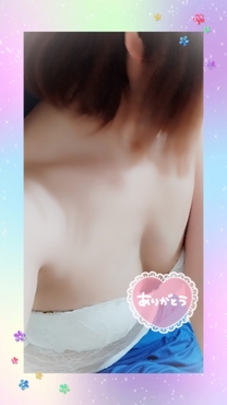 ΂...