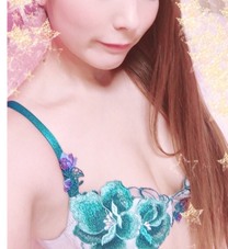 ���y���������