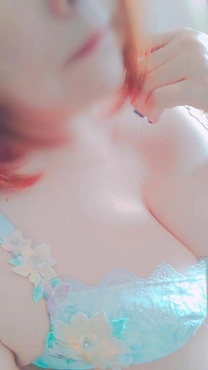 GƂ...
