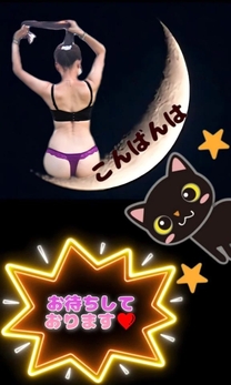 ΂