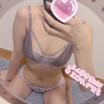 M󊽌}