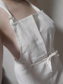 ���T�{��?