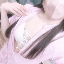 �i������