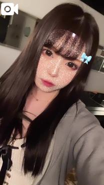 ΂...
