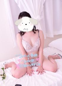 悩...
