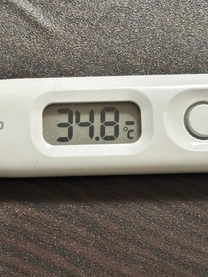 �{������