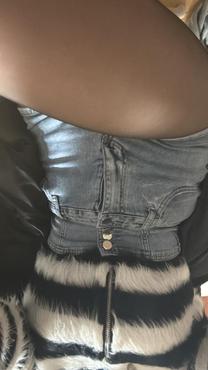 �y�����...