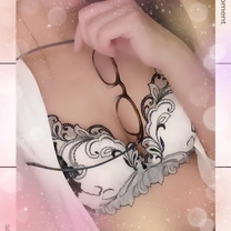 (   ?? ) zzZc