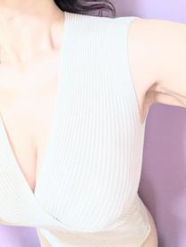΂