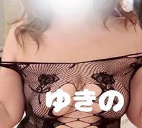 ΂