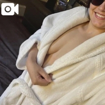 �{������...