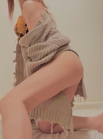 ΂
