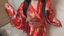 锇?