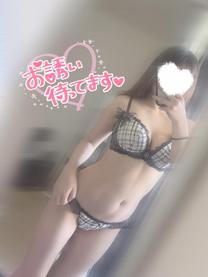 ���N�G�X...