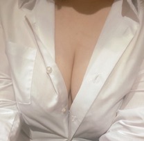 炦...