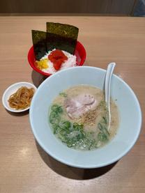 ���n���D���H