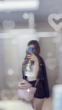 �����x�e�̊ԂɌ��Ă�...