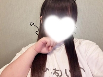 Ⴂ...