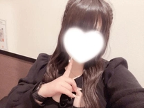 ΂