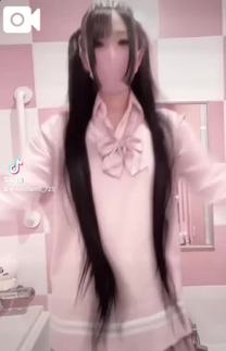 炫...