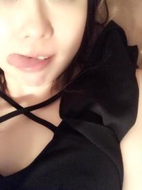 {