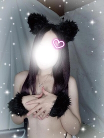 ���N�G�X...