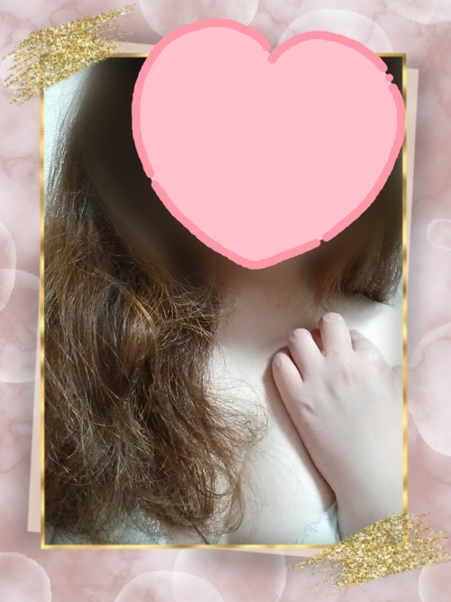 ＃お題：海orプールの中で、周りにバレない様に何かエッチなことした事ある？の画像