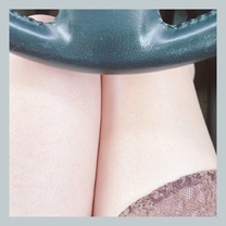 炫...